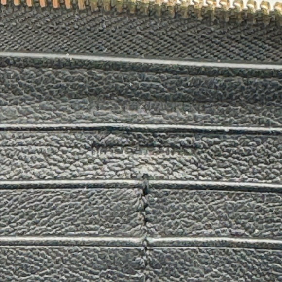 YSL-Authentic-Black Lambskin Long Wallet Zippy - Vintage - Picture 12 of 14